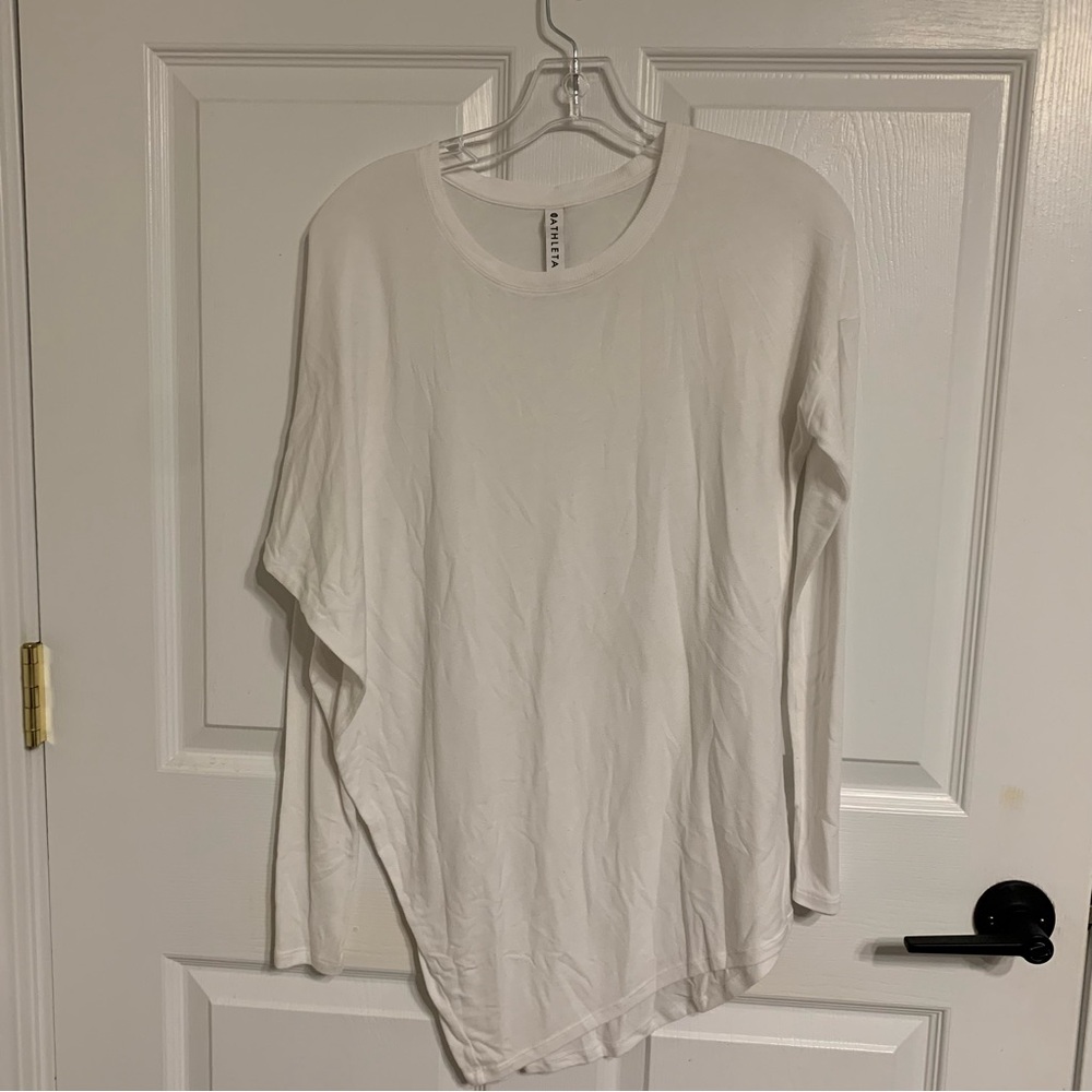 Athleta White XS  Long Sleeve Oversized Tee Relaxed Asymmetrical Dolman Soft